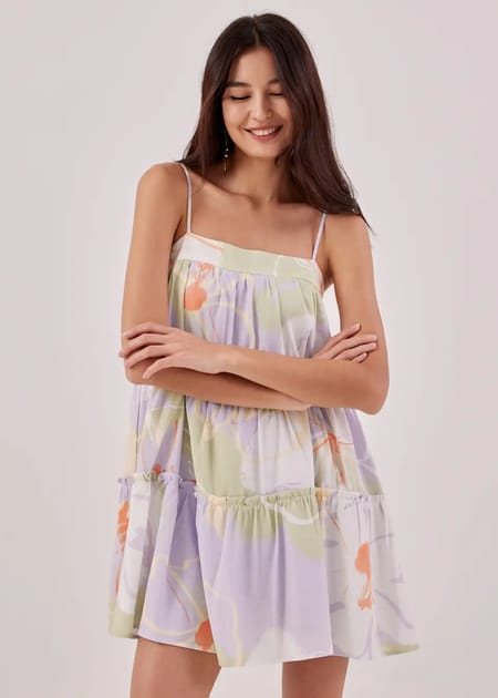 https://a.storyblok.com/f/126880/960x1344/420e4810d7/izabelle-textured-tiered-dress-in-buds-of-joy.webp