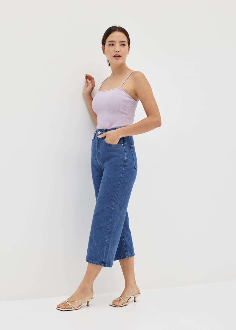STRAIGHT HIGH RISE JEANS